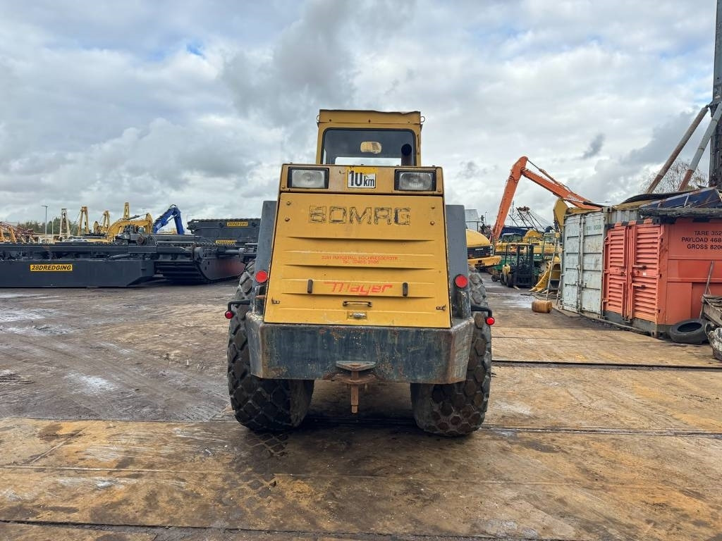 Bomag BW 213 D - Pemadat: gambar 4 Bomag BW 213 D - Pemadat: gambar 4