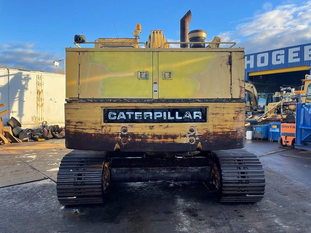 CAT 225 - Ekskavator perayap: gambar 4 CAT 225 - Ekskavator perayap: gambar 4
