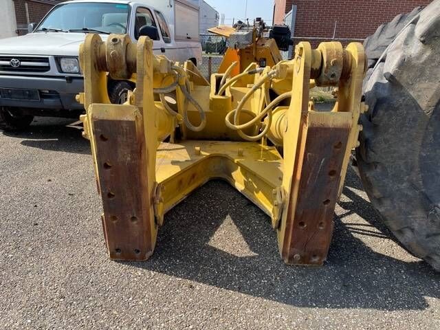 CAT D 8 R Ripper CAT D 8 R Ripper - Ripper untuk Peralatan konstruksi: gambar 4 CAT D 8 R Ripper CAT D 8 R Ripper - Ripper untuk Peralatan konstruksi: gambar 4