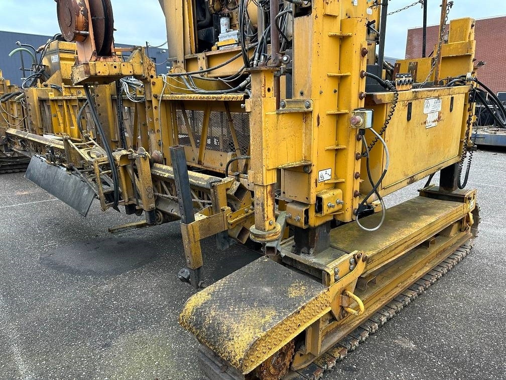 Gomaco TC 600 - Slipform paver: gambar 5 Gomaco TC 600 - Slipform paver: gambar 5
