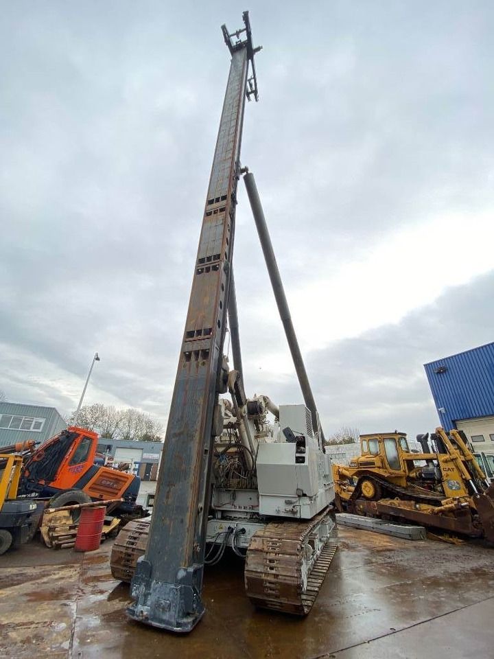 Hitachi KH 150-3 - Sopir tumpukan: gambar 1 Hitachi KH 150-3 - Sopir tumpukan: gambar 1