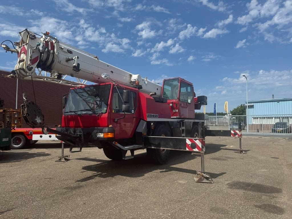 Liebherr LTM 1030-2.1 whit jib - Derek semua medan: gambar 1 Liebherr LTM 1030-2.1 whit jib - Derek semua medan: gambar 1
