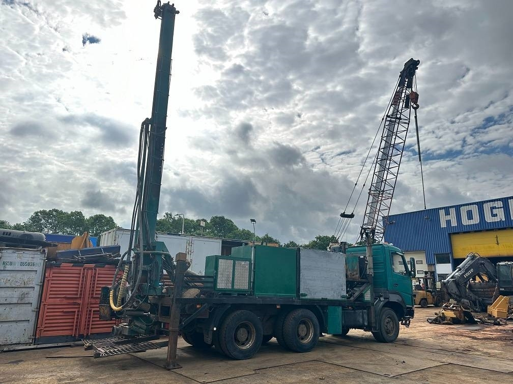 Volvo terberg fm1350 waterdrill 500m mudpump - Anjungan pengeboran: gambar 4 Volvo terberg fm1350 waterdrill 500m mudpump - Anjungan pengeboran: gambar 4