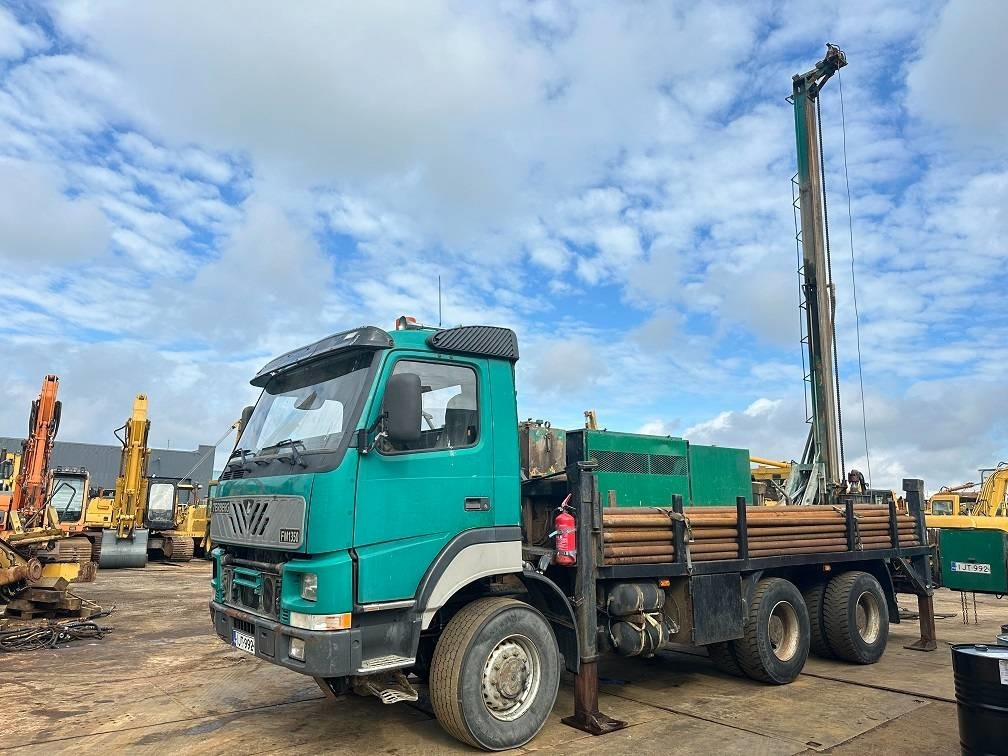Volvo terberg fm1350 waterdrill 500m mudpump - Anjungan pengeboran: gambar 1 Volvo terberg fm1350 waterdrill 500m mudpump - Anjungan pengeboran: gambar 1