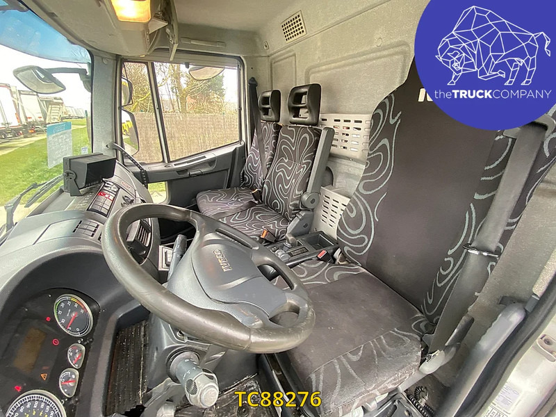 Iveco EuroCargo 120 E22 - Truk berpendingin: gambar 4 Iveco EuroCargo 120 E22 - Truk berpendingin: gambar 4