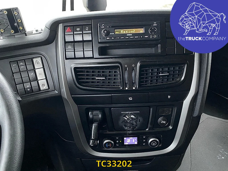 Iveco Stralis 420 - Truk dengan terpal samping: gambar 4 Iveco Stralis 420 - Truk dengan terpal samping: gambar 4