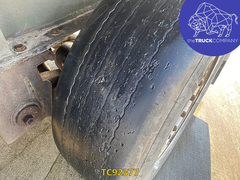 LAG - Semi-trailer jungkit: gambar 4 LAG - Semi-trailer jungkit: gambar 4