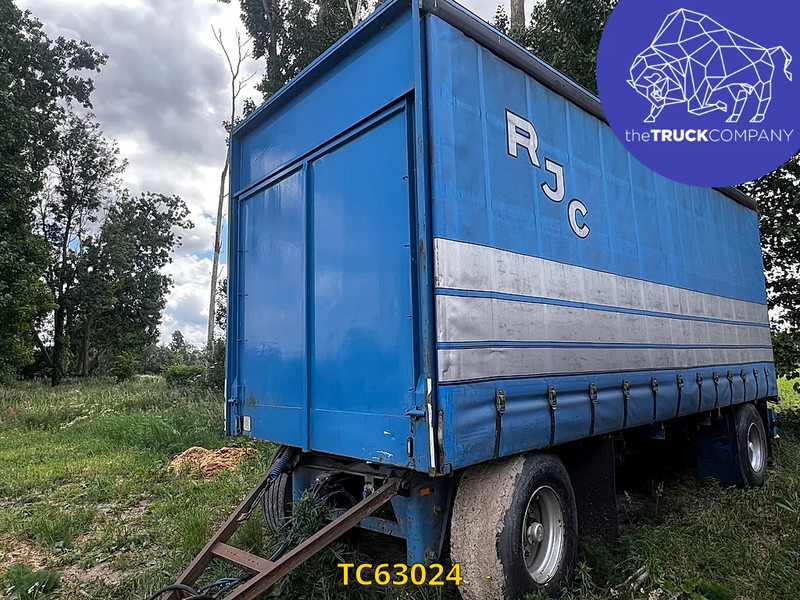 Meert - Trailer dengan terpal samping: gambar 1 Meert - Trailer dengan terpal samping: gambar 1