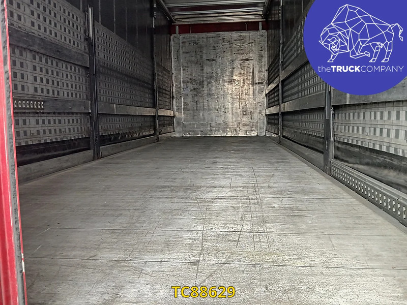 Mercedes-Benz Actros 2648 - Truk dengan terpal samping: gambar 4 Mercedes-Benz Actros 2648 - Truk dengan terpal samping: gambar 4