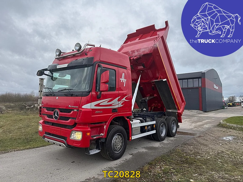 Mercedes-Benz Actros 2655 - Truk jungkit: gambar 1 Mercedes-Benz Actros 2655 - Truk jungkit: gambar 1
