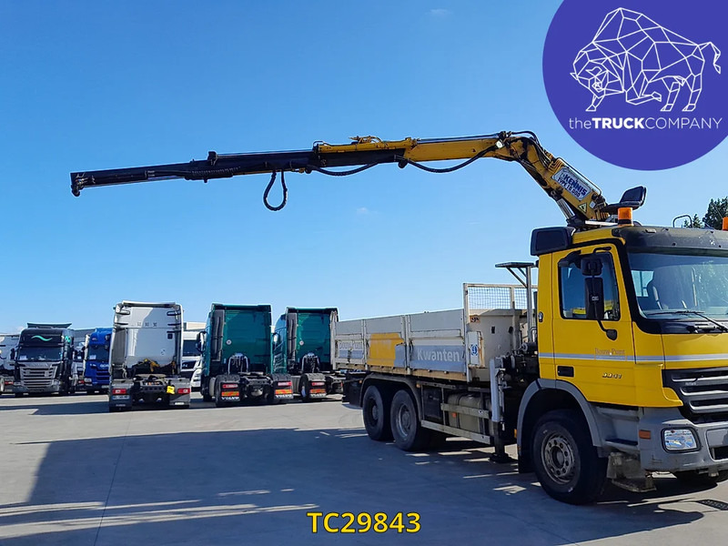 Mercedes-Benz Actros 3336 - Truk jungkit: gambar 2 Mercedes-Benz Actros 3336 - Truk jungkit: gambar 2