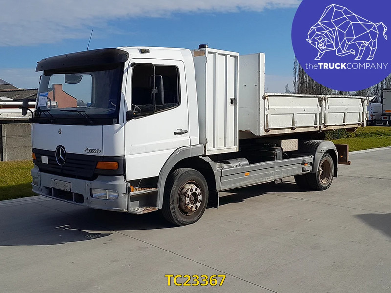 Mercedes-Benz Atego 1217 - Pengangkut kontainer/ Container truck: gambar 1 Mercedes-Benz Atego 1217 - Pengangkut kontainer/ Container truck: gambar 1