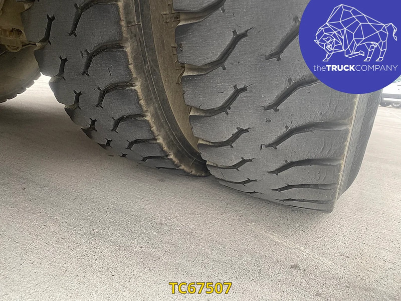 Renault C 430 - Truk pengaduk beton: gambar 4 Renault C 430 - Truk pengaduk beton: gambar 4