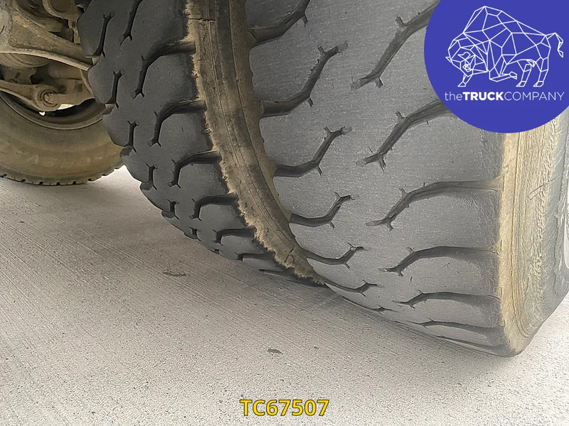 Renault C 430 - Truk pengaduk beton: gambar 5 Renault C 430 - Truk pengaduk beton: gambar 5
