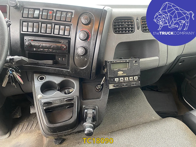 Renault D 240 - Truk berpendingin: gambar 4 Renault D 240 - Truk berpendingin: gambar 4