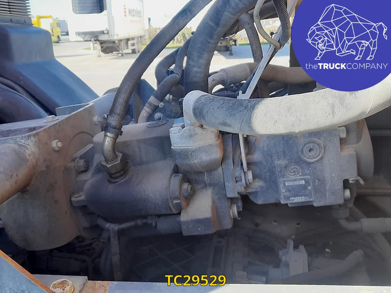 Renault Kerax 420 - Truk pengaduk beton: gambar 5 Renault Kerax 420 - Truk pengaduk beton: gambar 5