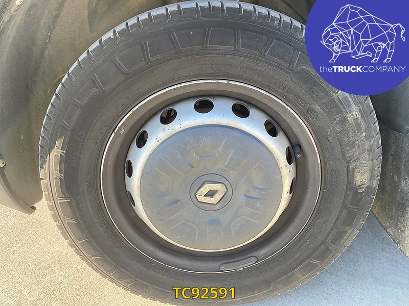 Renault Master 130 - Van box: gambar 3 Renault Master 130 - Van box: gambar 3