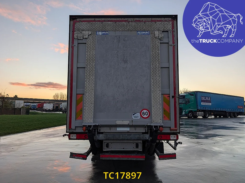 Renault Premium 280 - Truk box: gambar 3 Renault Premium 280 - Truk box: gambar 3