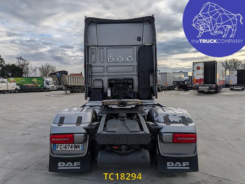 DAF XF 105 530 - Tractor head: gambar 4 DAF XF 105 530 - Tractor head: gambar 4