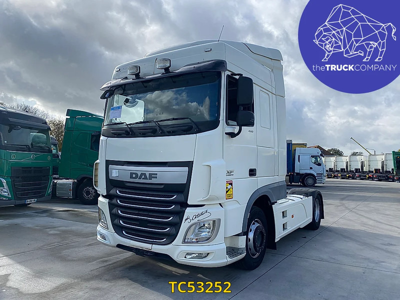 DAF XF 460 - Tractor head: gambar 1 DAF XF 460 - Tractor head: gambar 1