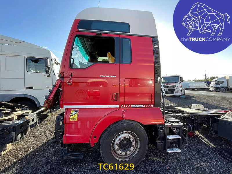 MAN TGX 500 - Tractor head: gambar 4 MAN TGX 500 - Tractor head: gambar 4