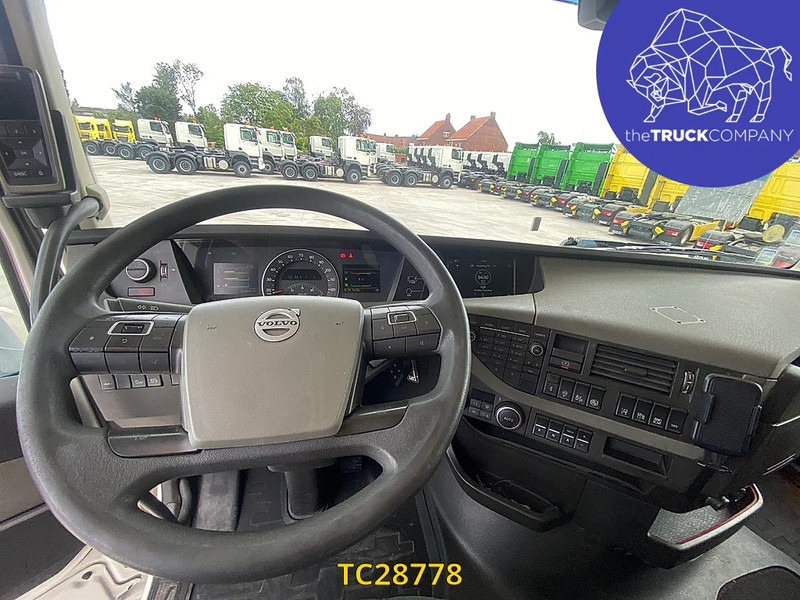Volvo FH 460 - Tractor head: gambar 5 Volvo FH 460 - Tractor head: gambar 5