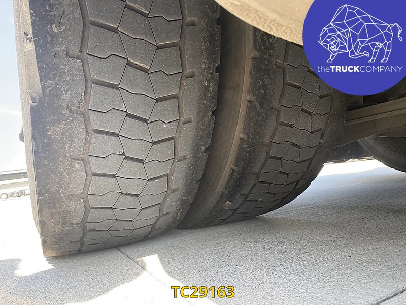 Volvo FH 460 - Tractor head: gambar 5 Volvo FH 460 - Tractor head: gambar 5