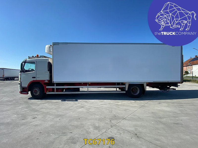 Volvo FM 330 - Truk berpendingin: gambar 1 Volvo FM 330 - Truk berpendingin: gambar 1