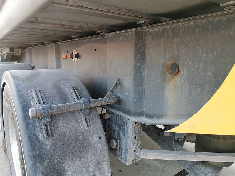 Semi-trailer jungkit Carnehl 26M3 THERMOMULDE ISOLATED ALCOA'S: gambar 8