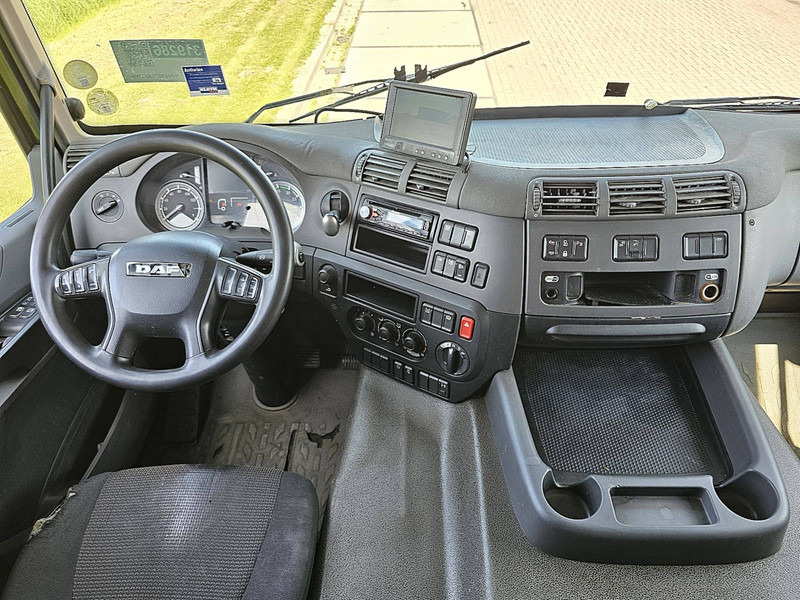 Truk dengan terpal samping DAF CF 260: gambar 8
