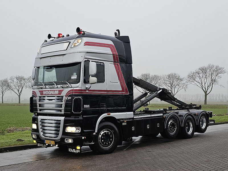 DAF XF 105.460 8X2 FAK SPECIAL ED. - Hook lift: gambar 2 DAF XF 105.460 8X2 FAK SPECIAL ED. - Hook lift: gambar 2
