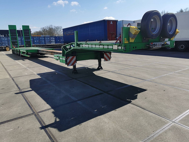 Faymonville 4 AXLE LOW BED EXTENDABLE RAMPS - Semi-trailer low bed: gambar 3 Faymonville 4 AXLE LOW BED EXTENDABLE RAMPS - Semi-trailer low bed: gambar 3