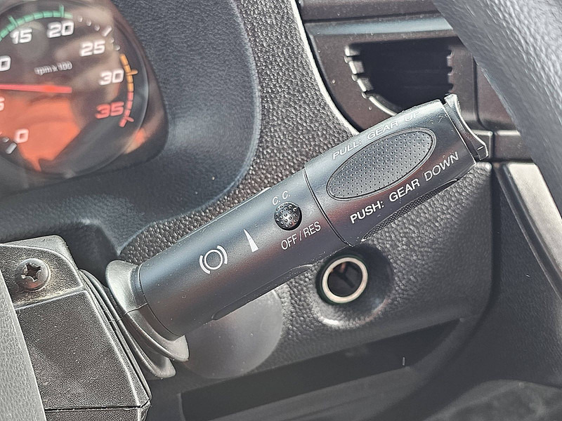 Truk box Iveco 120E21 EUROCARGO LIFT AIRCO SIDE DOOR: gambar 11