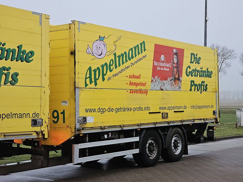 Krone K + G TEC SZD 18 COMBI TAILLIFT - Trailer kotak tertutup: gambar 3 Krone K + G TEC SZD 18 COMBI TAILLIFT - Trailer kotak tertutup: gambar 3