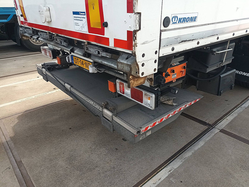 Semi-trailer kotak tertutup Krone SD DRYLINER 2T TAILLIFT LBW KLEP: gambar 7 Semi-trailer kotak tertutup Krone SD DRYLINER 2T TAILLIFT LBW KLEP: gambar 7