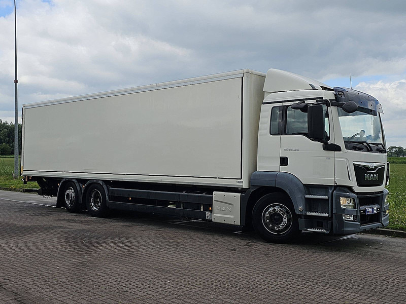 MAN 26.320 TGS 6X2-4 LL TAILLIFT - Truk box: gambar 5 MAN 26.320 TGS 6X2-4 LL TAILLIFT - Truk box: gambar 5