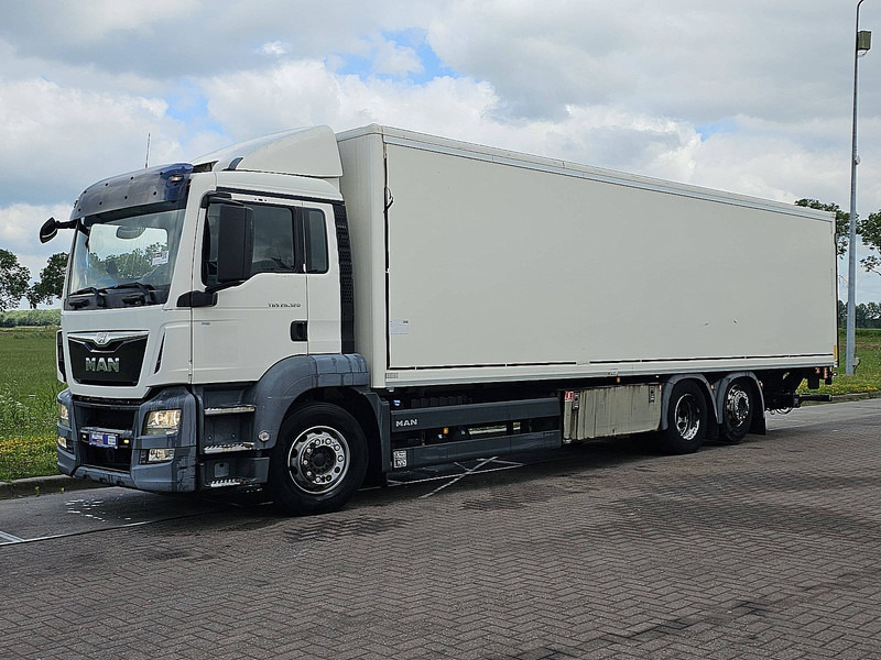 MAN 26.320 TGS 6X2-4 LL TAILLIFT - Truk box: gambar 2 MAN 26.320 TGS 6X2-4 LL TAILLIFT - Truk box: gambar 2