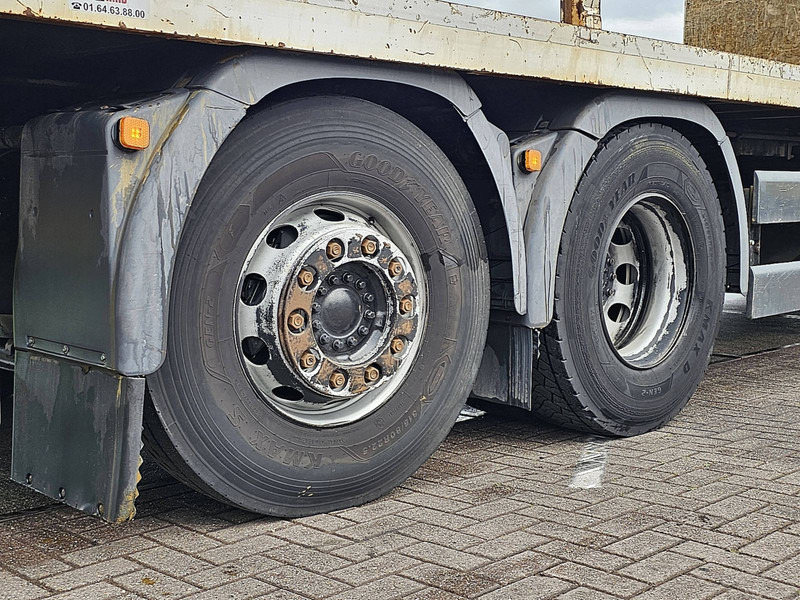 Truk flatbed, Truk derek MAN 26.460 TGS: gambar 17