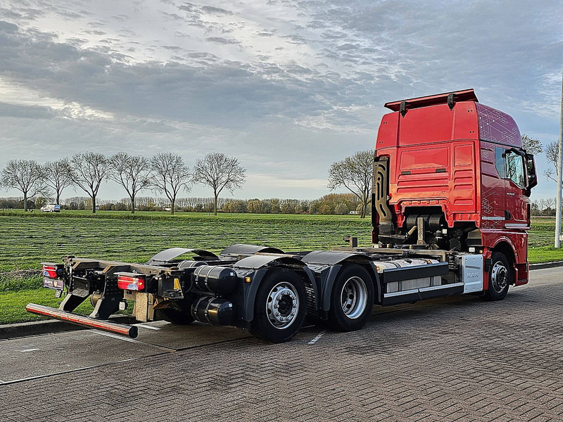MAN 26.510 TGX - Pengangkut kontainer/ Container truck: gambar 3 MAN 26.510 TGX - Pengangkut kontainer/ Container truck: gambar 3