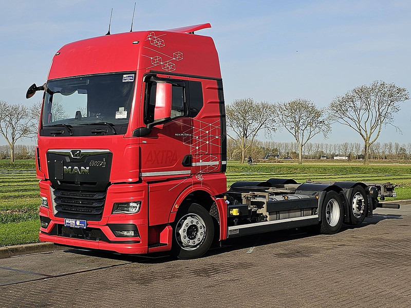 MAN 26.510 TGX GX 6X2 INTARDER - Pengangkut kontainer/ Container truck: gambar 2 MAN 26.510 TGX GX 6X2 INTARDER - Pengangkut kontainer/ Container truck: gambar 2