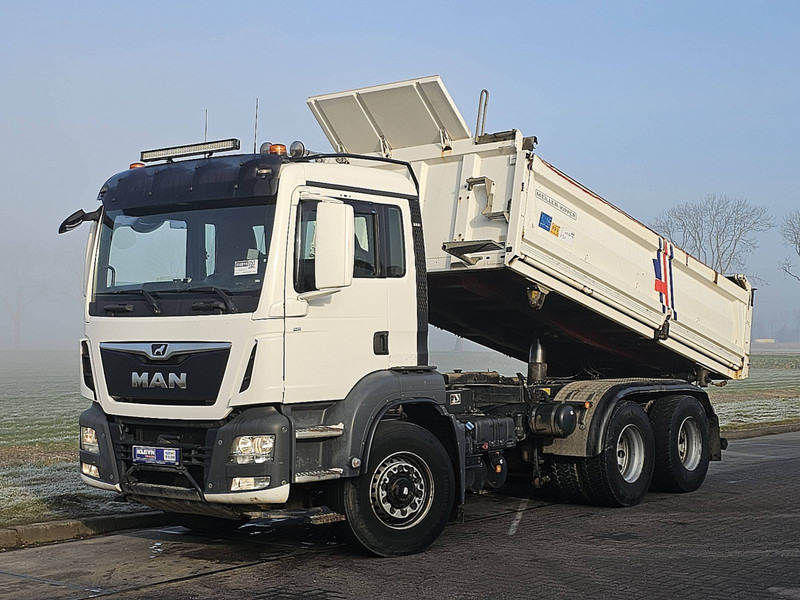 MAN 28.460 TGX 6X6H BORDMATIC - Truk jungkit: gambar 2 MAN 28.460 TGX 6X6H BORDMATIC - Truk jungkit: gambar 2