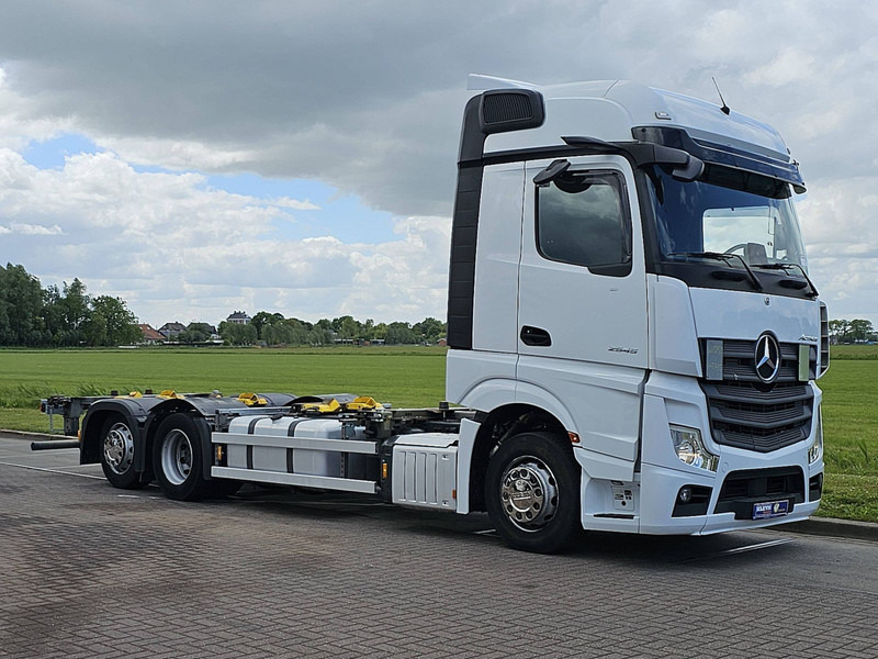 Mercedes-Benz ACTROS 2545 LS - Pengangkut kontainer/ Container truck: gambar 5 Mercedes-Benz ACTROS 2545 LS - Pengangkut kontainer/ Container truck: gambar 5