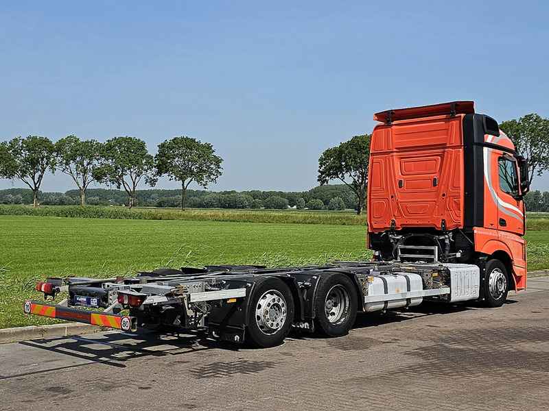 Mercedes-Benz ACTROS 2545 LS - Pengangkut kontainer/ Container truck: gambar 3 Mercedes-Benz ACTROS 2545 LS - Pengangkut kontainer/ Container truck: gambar 3