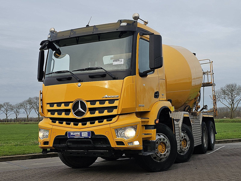 Mercedes-Benz AROCS 3243 8X4 LIEBHERR 10M3 - Truk pengaduk beton: gambar 1 Mercedes-Benz AROCS 3243 8X4 LIEBHERR 10M3 - Truk pengaduk beton: gambar 1