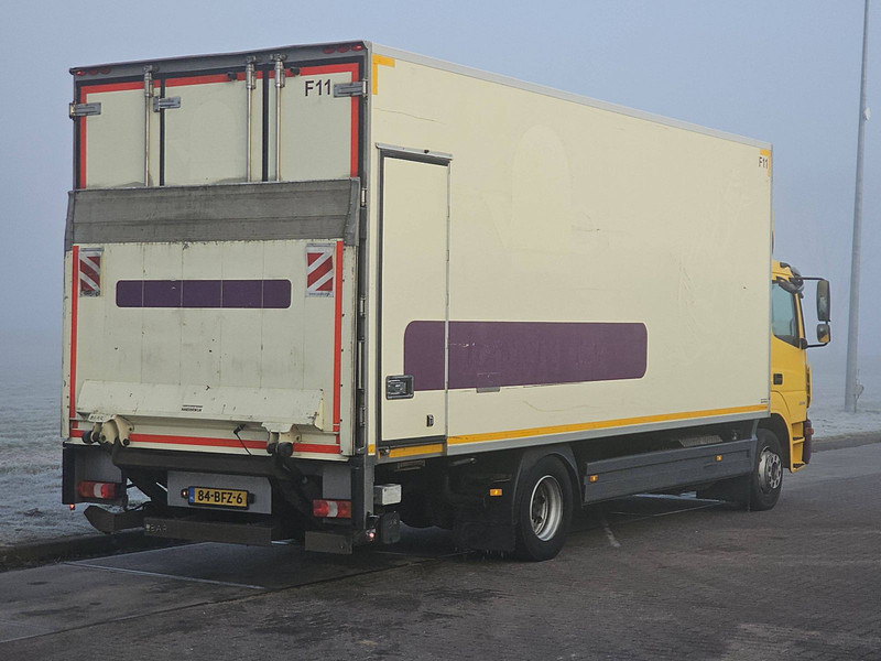 Mercedes-Benz ATEGO 1224 CARRIER TAILLIFT - Truk berpendingin: gambar 3 Mercedes-Benz ATEGO 1224 CARRIER TAILLIFT - Truk berpendingin: gambar 3