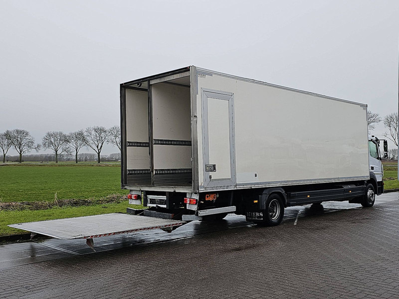 Mercedes-Benz ATEGO 1224 L 3 SEATS LIFT AIRCO - Truk berpendingin: gambar 3 Mercedes-Benz ATEGO 1224 L 3 SEATS LIFT AIRCO - Truk berpendingin: gambar 3