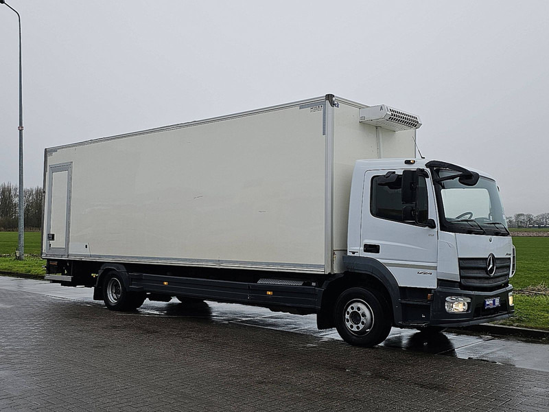 Mercedes-Benz ATEGO 1224 L 3 SEATS LIFT AIRCO - Truk berpendingin: gambar 5 Mercedes-Benz ATEGO 1224 L 3 SEATS LIFT AIRCO - Truk berpendingin: gambar 5