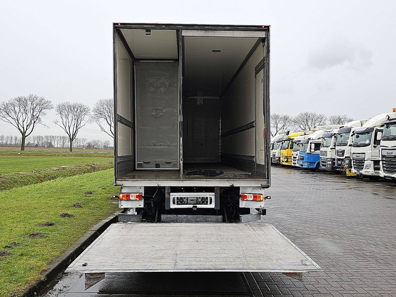 Truk berpendingin Mercedes-Benz ATEGO 1224 L 3 SEATS LIFT AIRCO: gambar 11