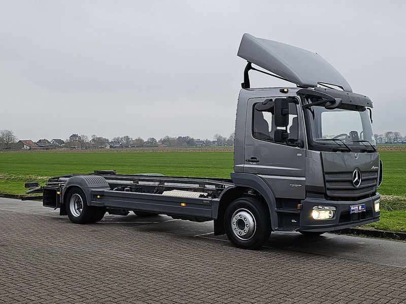 Mercedes-Benz ATEGO 1227 AIRCO WB 475 AHK - Pengangkut kontainer/ Container truck: gambar 5 Mercedes-Benz ATEGO 1227 AIRCO WB 475 AHK - Pengangkut kontainer/ Container truck: gambar 5