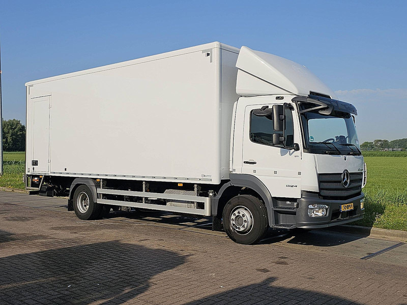 Mercedes-Benz ATEGO 1324 AIRCO LIFT SIDE DOOR - Truk box: gambar 5 Mercedes-Benz ATEGO 1324 AIRCO LIFT SIDE DOOR - Truk box: gambar 5